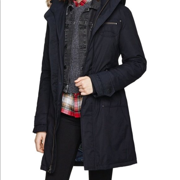 Aritzia TNA Verbier Parka - Picture 2 of 8